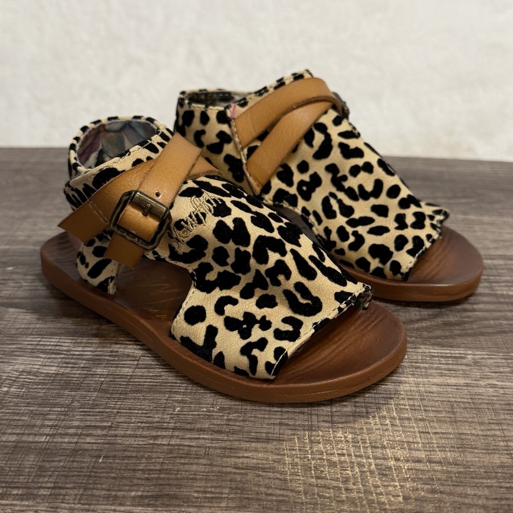 Blowfish Malibu Gladiator Sandals Size 7 Girls Toddler Leopard Cheetah Print New